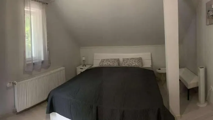 Nocleg ze śniadaniem Valley Bistro *